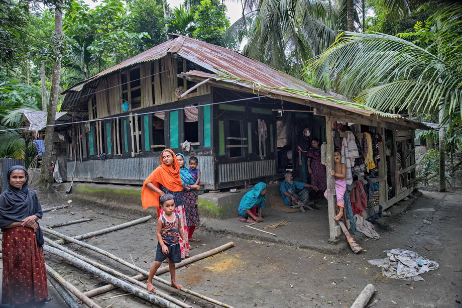 Rural houses in Bangladesh Delta
