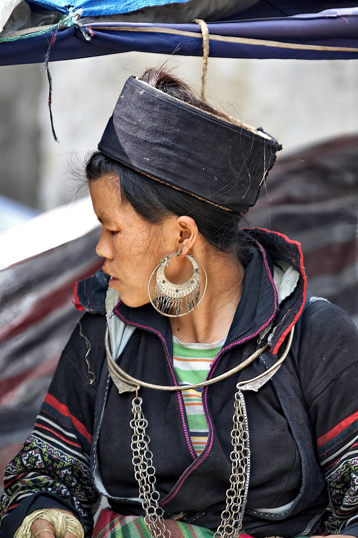 Black Hmong People
