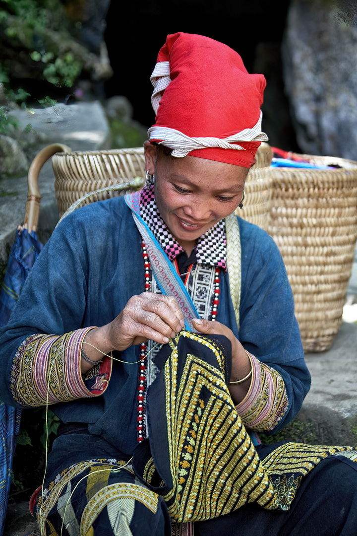Black Hmong People