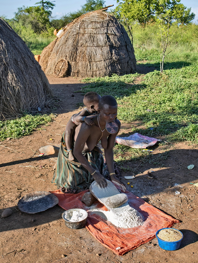 Mursi People