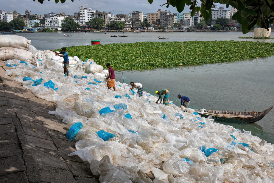 Dhaka Recycling