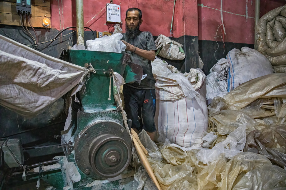 Dhaka Recycling