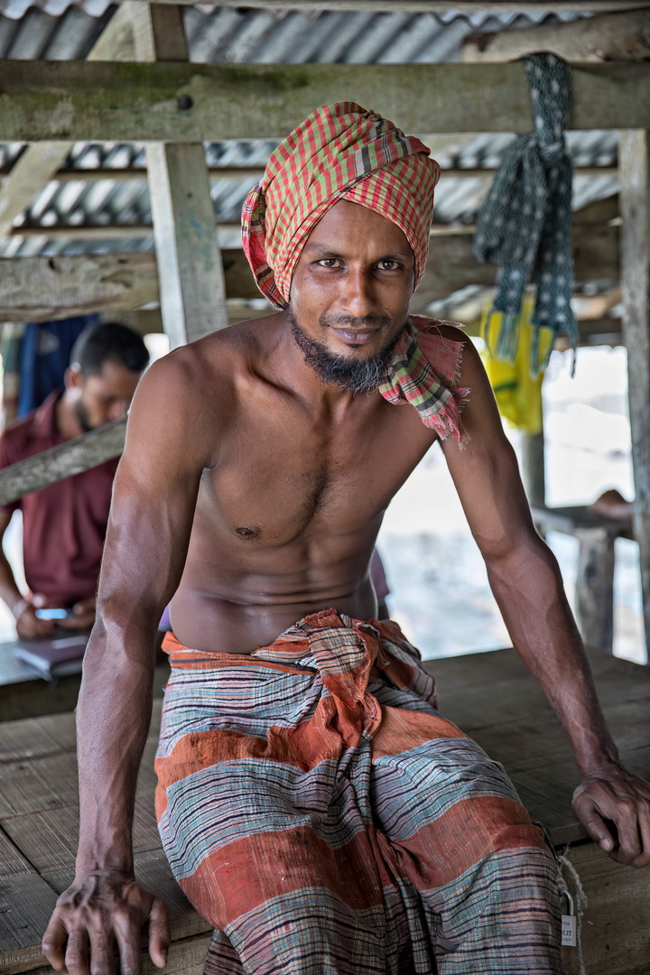 Wood exploitation in Bangladesh
