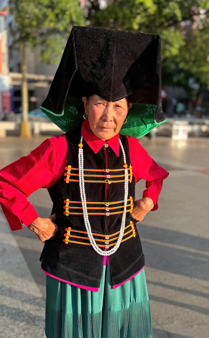 Yi People